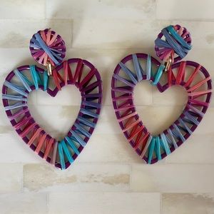 BRAND NEW BAUBLE BAR HEART STATEMENT EARRINGS 🪩
